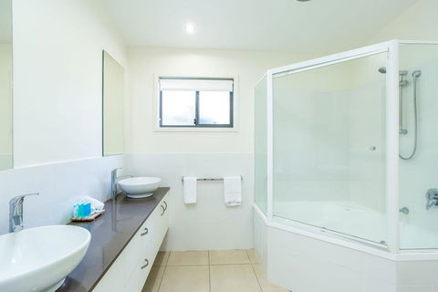 Bluewater 1 Rainbow Shores - Maitland Accommodation 3