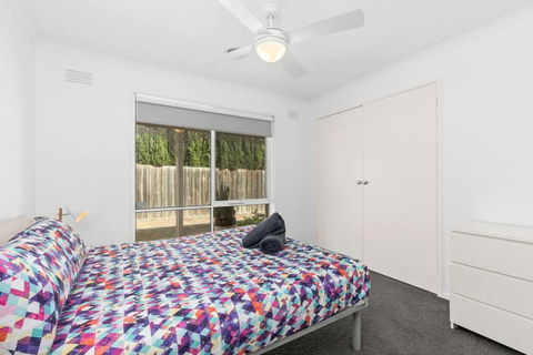 WATERFRONT - BAY VIEWS - Edgewater Springs - Maitland Accommodation 3