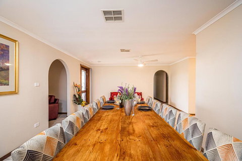 Watervale Hotel Guesthouse - Maitland Accommodation 2