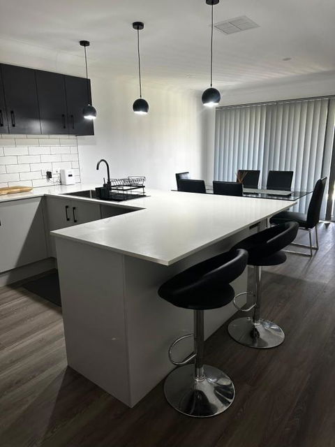 Xquisite - Maitland Accommodation 3