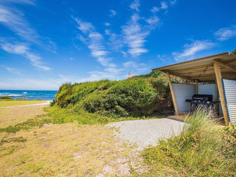 Wytonia 3 Penthouse - Maitland Accommodation 1