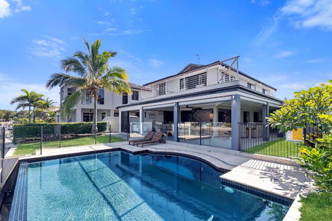 YALLA24-Luxury Resort Style Home - Maitland Accommodation 0