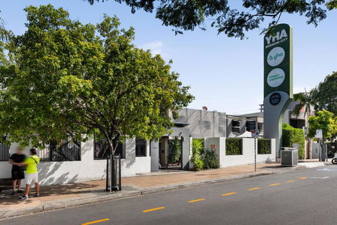 YHA Brisbane City - Maitland Accommodation 1
