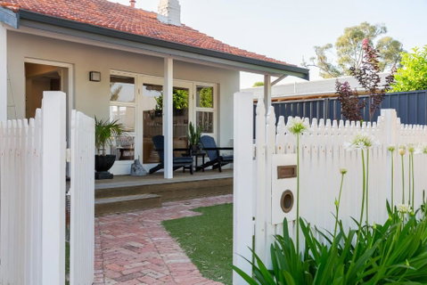 Guildford Cottage By Swan Bnb Management - Maitland Accommodation 0