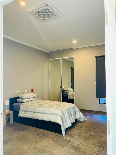 Berrimah Cozy Retreat - Maitland Accommodation 0