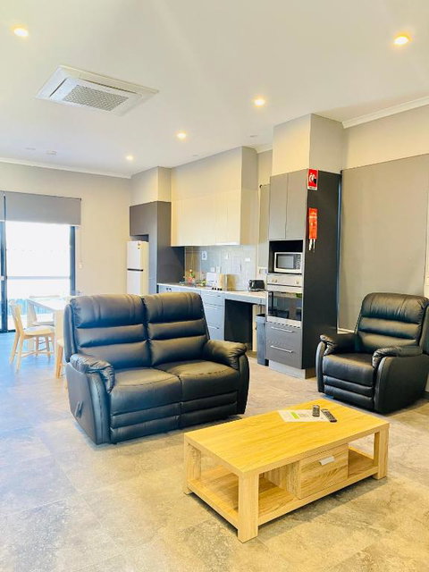 Berrimah Cozy Retreat - Maitland Accommodation 4