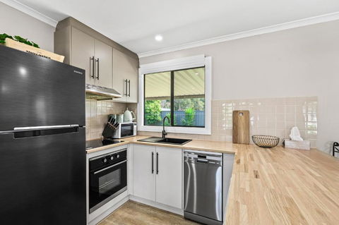 Yankavilla - Yankalilla - C21 SouthCoast Holidays - Maitland Accommodation 2