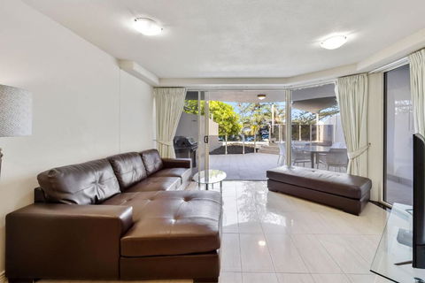 ZANZ205- Exclusive Outdoor Spa With Ocean Glimpses - Maitland Accommodation 0