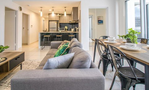 ZEN CENTRAL CBD - Affordable 3-Bdrm Apt In The Heart Of Darwin City - Maitland Accommodation 2