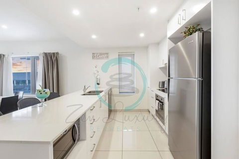 ZEN OCEAN BLISS - Cozy 2-BR/2-BA Sea View Retreat - Maitland Accommodation 2