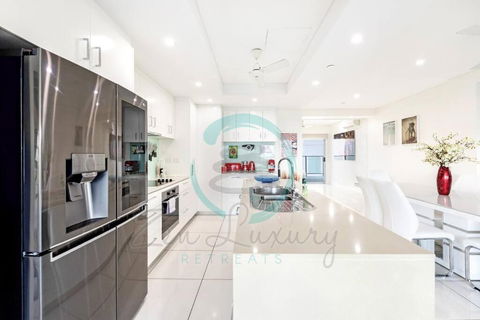 ZEN Tree Blossom: 3-BR Luxury Apt Near Waterfront - Maitland Accommodation 2