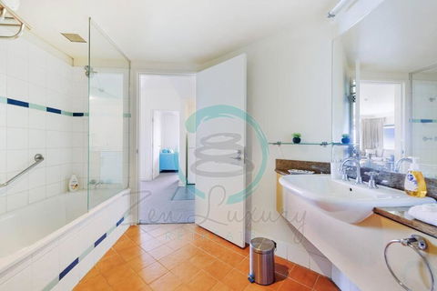 ZEN88 Esplanade: 3-BR Luxury Suite Near Waterfront - Maitland Accommodation 2