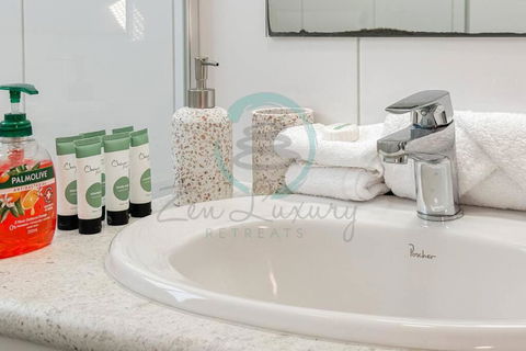 ZEN Nightcliff Foreshore 2-BR Cozy & Quiet Getaway - Maitland Accommodation 1