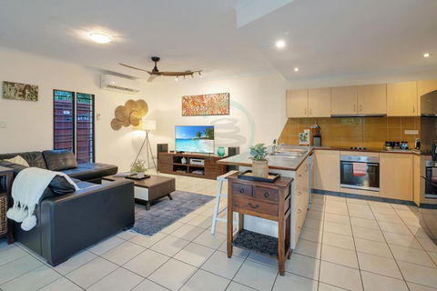 Zen Serene Seascape - Family Pool - BBQ - Markets - Maitland Accommodation 3