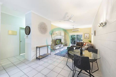 ZEN Westralia: 2-BR Cozy Inner-City Apt Near Shops - Maitland Accommodation 3