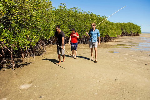Crossing Country 5 Day Yolngu Homeland Tour - Maitland Accommodation 3