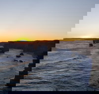 Luxury Private Great Ocean Road Tour up to 11 people - Entire Vehicle - Maitland Accommodation