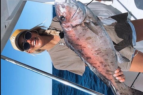 3/4 Day 7 Hour Offshore Fishing Charter - Maitland Accommodation 1