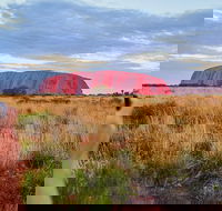 Uluru Ayers Rock Sunset with Outback Barbecue Dinner and Star Tour - Maitland Accommodation