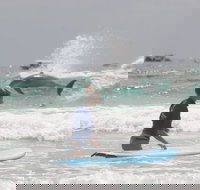 10-Day Surf Adventure from Sydney to Brisbane Including Coffs Harbour Byron Bay and Gold Coast - Maitland Accommodation