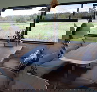 Beer Barons and Spirit Lords Half-Day Tour in Byron with Lunch - Maitland Accommodation