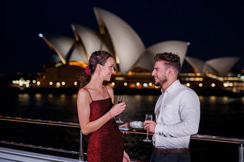 Sydney Harbour Dinner Cruise - Maitland Accommodation 3