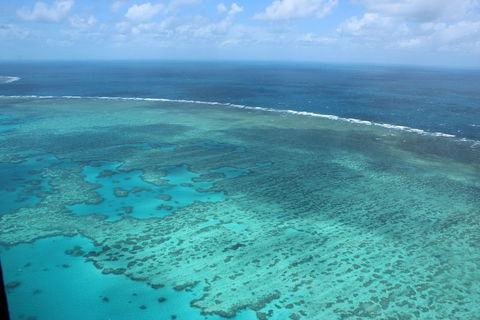 Reef And Island Scenic Flight From Airlie Beach - Maitland Accommodation 1