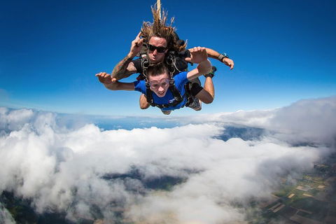 Reef And Rainforest Tandem Sky Dive In Cairns - Maitland Accommodation 0