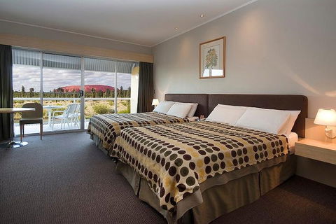 3-Day Uluru-Kata Tjuta And Kings Canyon 4WD Small-Group Eco-Tour From Alice Springs - Maitland Accommodation 0