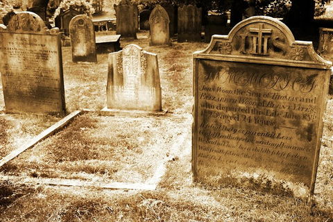 Southport Cemetery Paranormal Activity Tour QUEENSLAND - Maitland Accommodation 0