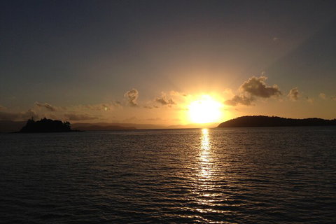Sunset Sail In The Whitsundays - Maitland Accommodation 4