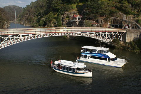 Cataract Gorge Cruise 11:30 Am - Maitland Accommodation 1